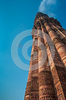 Qutub Minar tower, Delhi, India photo