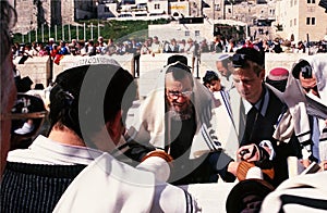 Rabbis in prayer in the wall of explanda lamentaci
