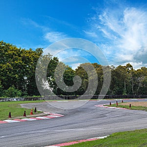 Race track curve