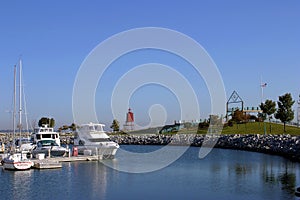 Racine Breakwater Light  602889