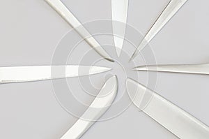 Radially arranged kitchen knife blades