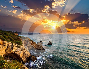 Radiance of Noon sun set