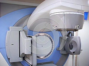 Radiation therapy machine