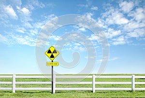 Radiation warning symbol