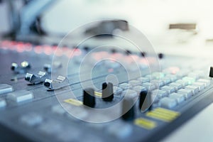 Radio broadcasting studio: Soundboard and computers