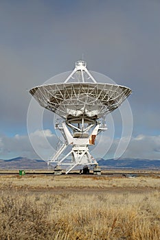 Radio telescope vertical
