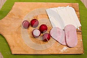 Radishes, Ham and cheese breakfast