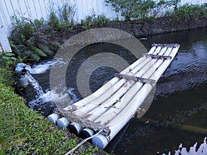 Raft for salvaging fallen leaves in pond, Boat.