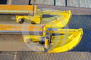 Railhead elements. The rail lash