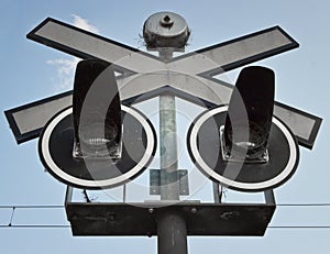 Railroad crossing signal