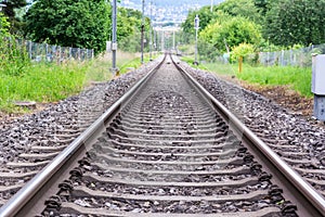 Railroad track consisting of flat-bottom steel rails