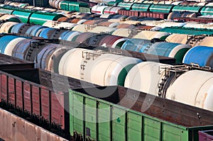 Railway tanks for mineral oil and other cargoes