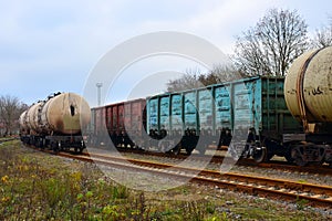 Railway tanks, transportation of oil, gasoline, oil or gas by rail