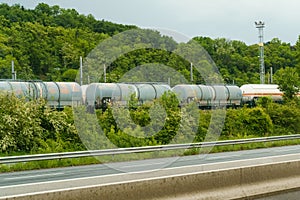 Railway tanks for transporting liquefied gas, fuel and liquid chemicals by rail