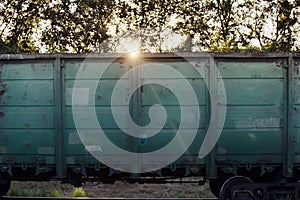 Railway wagon for bulk cargo