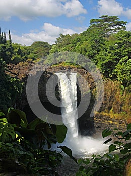 Rainbow Falls (Big Island, Hawaii) 03