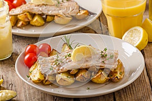 Rainbow trout fillet with roasted potatoes