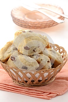 Raisin tea biscuits