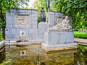 Ramon y Cajal sculpture photo