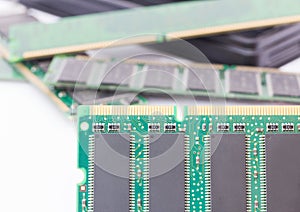 Random Access Memory (DDR RAM)