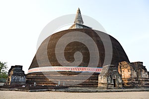 The Rankot Vihara or the Golden Pinnacle Dagoba