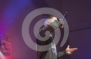 Rap battling performance