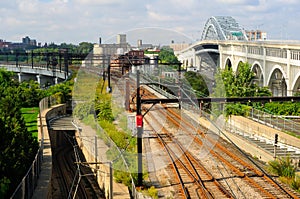 Rapid transit tracks