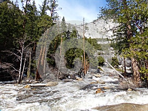 Rapids at the top of Vernal Falls - Yosemite, US National Park