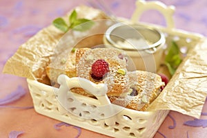 Raspberry cake with pistachio