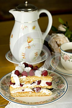 Raspberry cake and tea