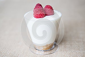 Raspberry Chesse Cake Cup
