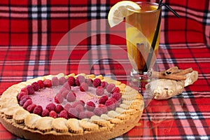 raspberry and cream pie with
