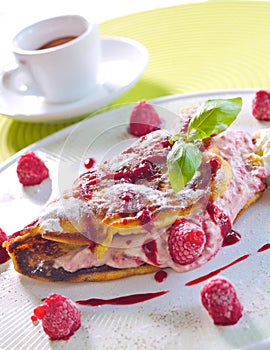 Raspberry omelet