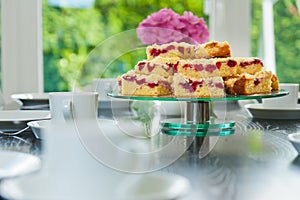 Raspberry Streusel Cake