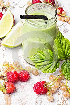 Raspberry summer yogurt dessert