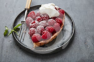 Raspberry tart