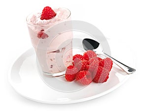 Raspberry yogurt with fresh raspberries