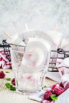 Raspberry and yogurt popsicles