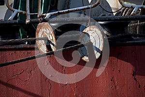 Rat guards for mooring lines