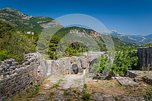 Ratac abandoned fortress walls.