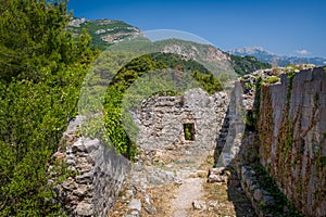 Ratac fort ruins.