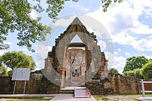 Ratchaburana Temple in Phra Nakhon Si Ayutthaya Historical Park and important tourist attractions in Thailand