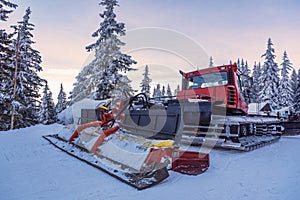 Ratrak, grooming machine, special snow vehicle