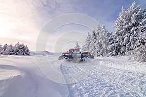 Ratrak, grooming machine, special snow vehicle