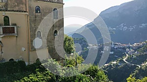 Ravello - Panoramica dal vialetto di accesso a Villa Cimbrone