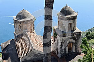 Ravello Ã¢â¬â Particolare delle cupole della Chiesa dell`Annunziata da Villa Rufolo photo