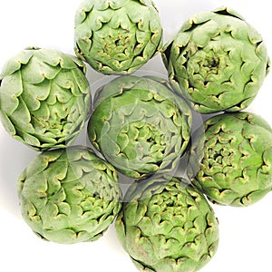 Raw artichokes