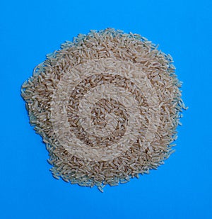 Raw brown uncleaned long rice