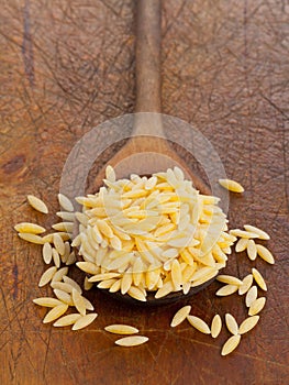 Raw durum wheat on spoon