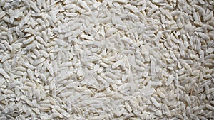 Raw flattened rice flakes